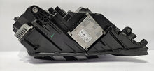 Laden Sie das Bild in den Galerie-Viewer, Frontscheinwerfer Skoda Octavia III 5E1941015F LED Links Scheinwerfer Headlight SCH9443764603fj