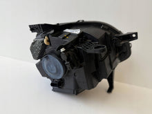 Laden Sie das Bild in den Galerie-Viewer, Frontscheinwerfer Renault Twingo III 260602593R Links Scheinwerfer Headlight SCH9435766639np