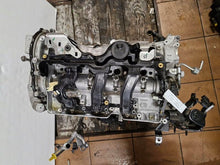 Laden Sie das Bild in den Galerie-Viewer, Motor Renault Trafic III M9R710 2.0 DCI Diesel Engine Unkomplett
