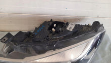 Laden Sie das Bild in den Galerie-Viewer, Frontscheinwerfer BMW 3 F34 8738723-02 Vorderseite Scheinwerfer Headlight SCH9123900654sl