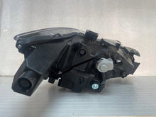 Laden Sie das Bild in den Galerie-Viewer, Frontscheinwerfer Mazda Cx5 Cx-5 K124-51040 LED Ein Stück (Rechts oder Links) SCH6134797813sf