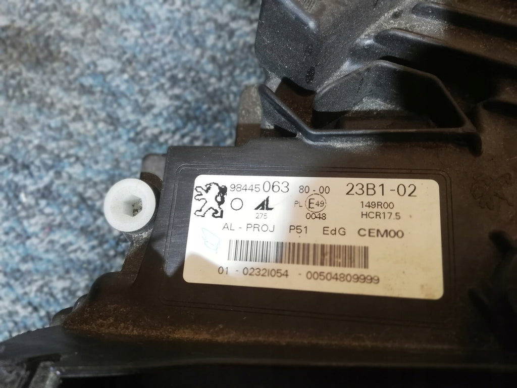 Frontscheinwerfer Citroën 308 III 9844506380 LED Ein Stück (Rechts oder Links)