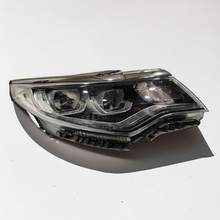 Load image into Gallery viewer, Frontscheinwerfer Kia Optima 92102D4300 LED Rechts Scheinwerfer Headlight