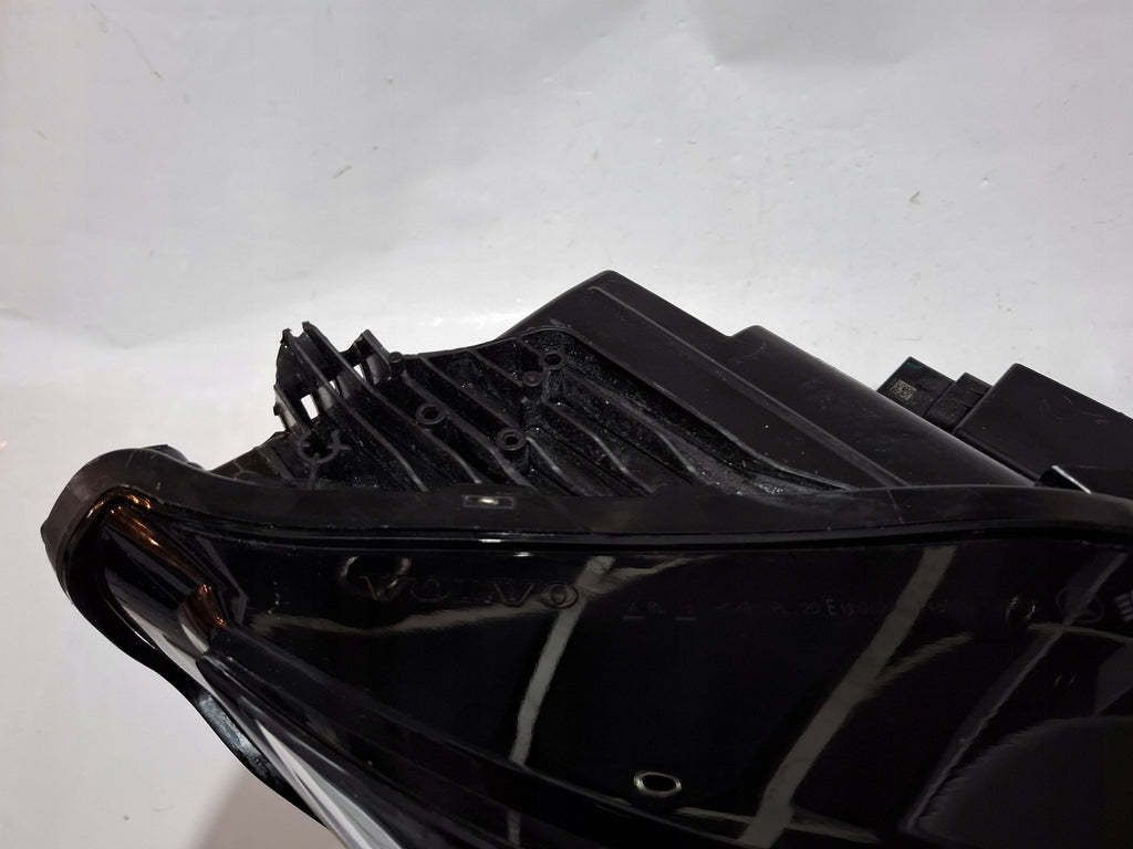 Frontscheinwerfer Volvo 80000628 LED Rechts Scheinwerfer Headlight SCH2222815082cb