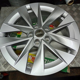 1x Alufelge 17 Zoll 46ET Silber 5E3601025 Skoda Octavia I Rim Wheel FEL7991561510dp