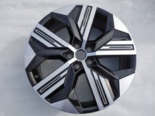 Load image into Gallery viewer, 1x Alufelge 20 Zoll 7.0" 5x114.3 34ET 403008508R Renault Megane E-Tech Rim Wheel FEL6108771755mr