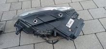 Laden Sie das Bild in den Galerie-Viewer, Frontscheinwerfer VW Passat 3C0941752K Rechts Scheinwerfer Headlight