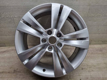 Laden Sie das Bild in den Galerie-Viewer, 1x Alufelge 18 Zoll 5x112 57A601025E Skoda Karoq Rim Wheel FEL6590739645sq