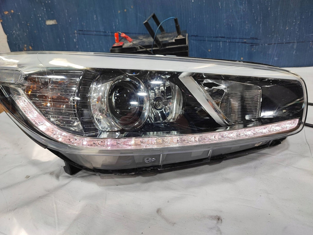 Frontscheinwerfer Kia Ceed 92102A2220 Rechts Scheinwerfer Headlight SCH2903223275yj