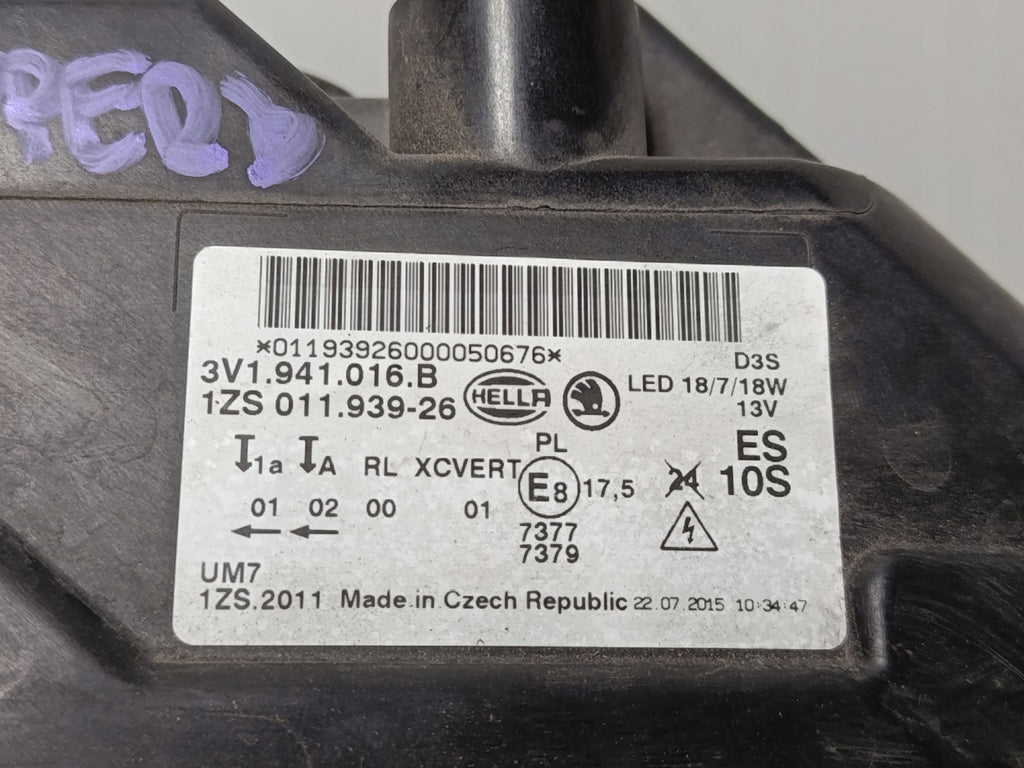 Frontscheinwerfer Skoda Superb III 3V1941016B Xenon Rechts Headlight SCH5374742560wl