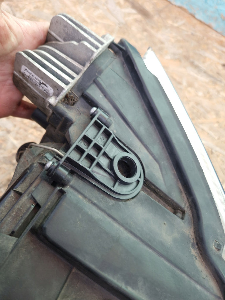 Frontscheinwerfer Seat Leon 90112754 Links Scheinwerfer Headlight