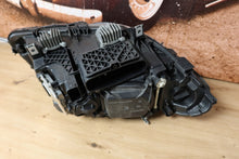 Laden Sie das Bild in den Galerie-Viewer, Frontscheinwerfer BMW 5 F11 F10 7378513-03 Xenon Links Scheinwerfer Headlight SCH9684008360za