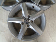 Laden Sie das Bild in den Galerie-Viewer, 4x Alufelge 16 Zoll 6.0" 5x112 48ET Glanz Silber 5G0071496 Skoda Golf VII Touran FEL2392690232fo