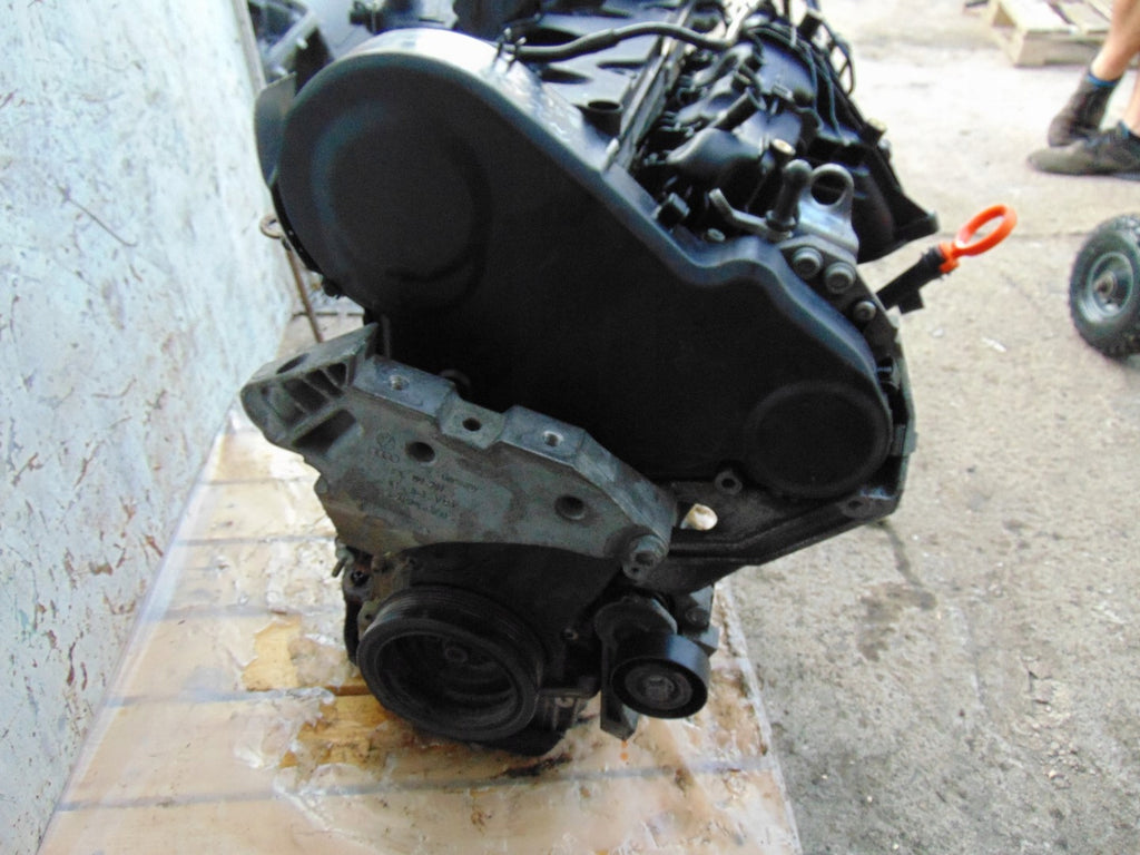 Motor VW Golf VI I CFF 2.0 TDI Diesel Engine Unkomplett