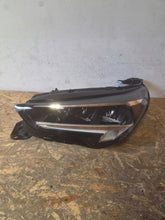 Laden Sie das Bild in den Galerie-Viewer, Frontscheinwerfer Opel Corsa F 39162653 LED Links Scheinwerfer Headlight SCH5992030614dk
