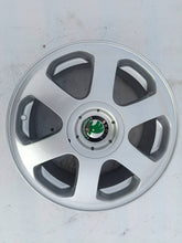Load image into Gallery viewer, 1x Alufelge 15 Zoll 43ET Glanz Silber 1U0601025A Skoda Octavia I Rim Wheel FEL1447032344uo