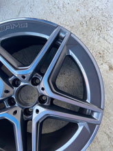 Load image into Gallery viewer, 1x Alufelge 18 Zoll 8.5&quot; 5x112 49ET A2054019600 Mercedes-Benz W205 Rim Wheel