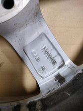 Load image into Gallery viewer, 1x Alufelge 18 Zoll 7.5" 5x108 50 5ET Silber KBA53529 Audi I Rim Wheel FEL4350139774lw