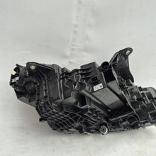 Laden Sie das Bild in den Galerie-Viewer, Frontscheinwerfer BMW 2 U06 5A42247-01 Links Scheinwerfer Headlight SCH6756639007ki
