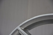 Laden Sie das Bild in den Galerie-Viewer, 4x Alufelge 17 Zoll 6.5" 5x112 28ET Glanz Silber 8W9601025D Audi Rim Wheel FEL9086777773sq