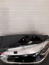 Load image into Gallery viewer, Frontscheinwerfer BMW F39 Links Scheinwerfer Headlight SCH4670681960qy