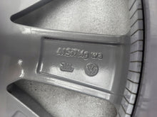 Load image into Gallery viewer, 1x Alufelge 17 Zoll 7.0" 5x112 42ET 5H0601025F VW Golf Viii Rim Wheel FEL2115681760uv