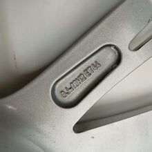 Load image into Gallery viewer, 1x Alufelge 18 Zoll 8.0" 5x98 44ET Silber 50525898 Alfa Romeo Giulietta FEL8987757201as