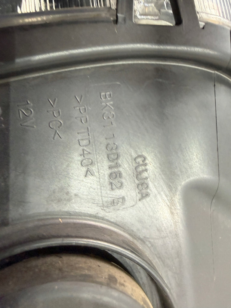 Frontscheinwerfer Ford Transit BK31-13D152-B Rechts Scheinwerfer Headlight SCH7586640995so