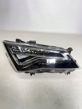 Laden Sie das Bild in den Galerie-Viewer, Frontscheinwerfer Seat Ateca 576941008B 90117434 LED Rechts Headlight SCH7711650561vm