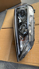 Laden Sie das Bild in den Galerie-Viewer, Frontscheinwerfer Hyundai Tucson D7921-11A10- Links Scheinwerfer Headlight SCH9794436610vg