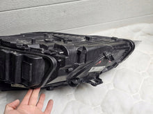 Laden Sie das Bild in den Galerie-Viewer, Frontscheinwerfer Volvo V40 S40 31420004 107100174982 Rechts Headlight SCH5543560708aj