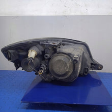 Laden Sie das Bild in den Galerie-Viewer, Frontscheinwerfer Skoda Fabia II 6J941017A Links Scheinwerfer Headlight