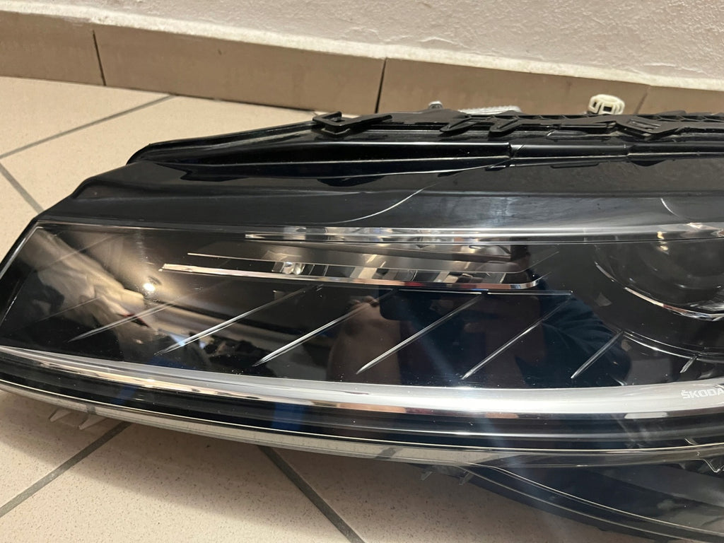 Frontscheinwerfer Skoda Superb III 3V1941015D Full LED Links Headlight SCH9535921046un