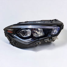 Laden Sie das Bild in den Galerie-Viewer, Frontscheinwerfer Mercedes-Benz Cla A1189062600 LED Rechts Headlight