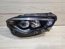 Laden Sie das Bild in den Galerie-Viewer, Frontscheinwerfer Mercedes-Benz Cla A1189062600 LED Rechts Headlight