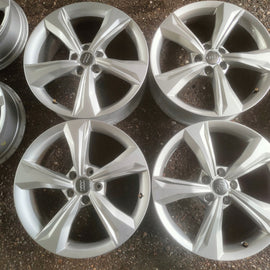 1x Alufelge 19 Zoll 7.0