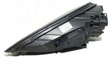 Laden Sie das Bild in den Galerie-Viewer, Frontscheinwerfer Porsche Cayenne 7P5941032AK Xenon Rechts Headlight SCH6617958736zi