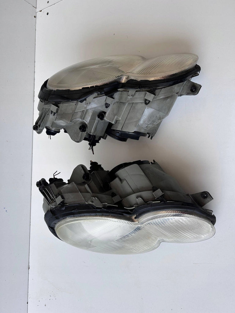 Frontscheinwerfer Mercedes-Benz MCJ26182 Ein Satz Scheinwerfer Headlight SCH3447557394eu