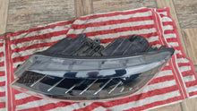 Laden Sie das Bild in den Galerie-Viewer, Frontscheinwerfer Skoda Fabia III 6V1941015B Links Scheinwerfer Headlight SCH9667661458et