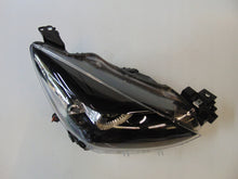 Laden Sie das Bild in den Galerie-Viewer, Frontscheinwerfer Mazda II D43N-51030 LED Rechts Scheinwerfer Headlight