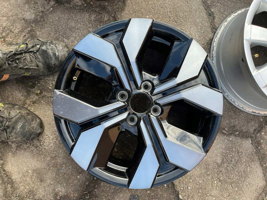 1x Alufelge 16 Zoll 6.5" 4x100 Glanz 403006547R 403006154R Dacia Sandero FEL7511795164hf