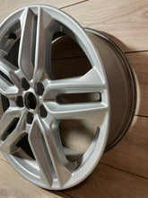 Load image into Gallery viewer, 1x Alufelge 18 Zoll 7.5" 5x108 EM2CJ1A Ford Galaxy I Rim Wheel FEL4693841614si