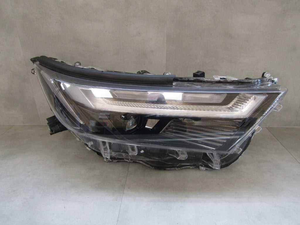 Frontscheinwerfer Toyota V LED Rechts Scheinwerfer Headlight SCH5158235701df