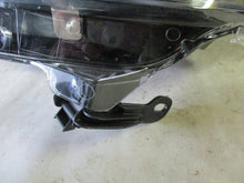 Laden Sie das Bild in den Galerie-Viewer, Frontscheinwerfer Peugeot 208 9822690480 LED Links Scheinwerfer Headlight SCH8615554622hq