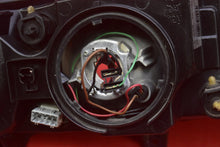 Laden Sie das Bild in den Galerie-Viewer, Frontscheinwerfer Volvo Xc70 89007903 Rechts Scheinwerfer Headlight SCH4484778099wr