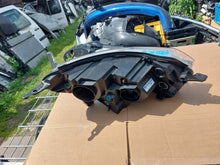 Load image into Gallery viewer, Frontscheinwerfer Toyota Proace 9808589980 Xenon Links Scheinwerfer Headlight SCH7435449910rz