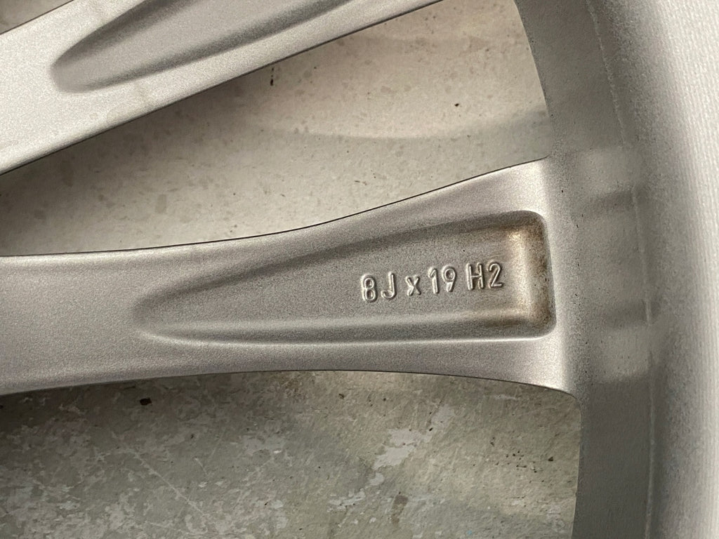 1x Alufelge 19 Zoll 8.0" 5x112 30ET Glanz Silber 6873942 BMW 5 G31 G30 Rim Wheel FEL9554472579rs