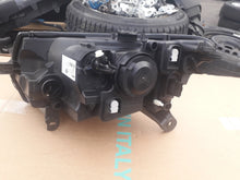 Load image into Gallery viewer, Frontscheinwerfer Dacia Logan Sandero II 260105344 Rechts Scheinwerfer Headlight