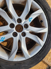 Load image into Gallery viewer, 1x Alufelge 17 Zoll 7.0" 5x108 46ET Matt Silber 9671401480 Peugeot Expert FEL6741064155ia