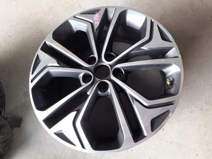 1x Alufelge 19 Zoll 8.0" 5x114.3 Hyundai Santa Fe Rim Wheel FEL6135978076is